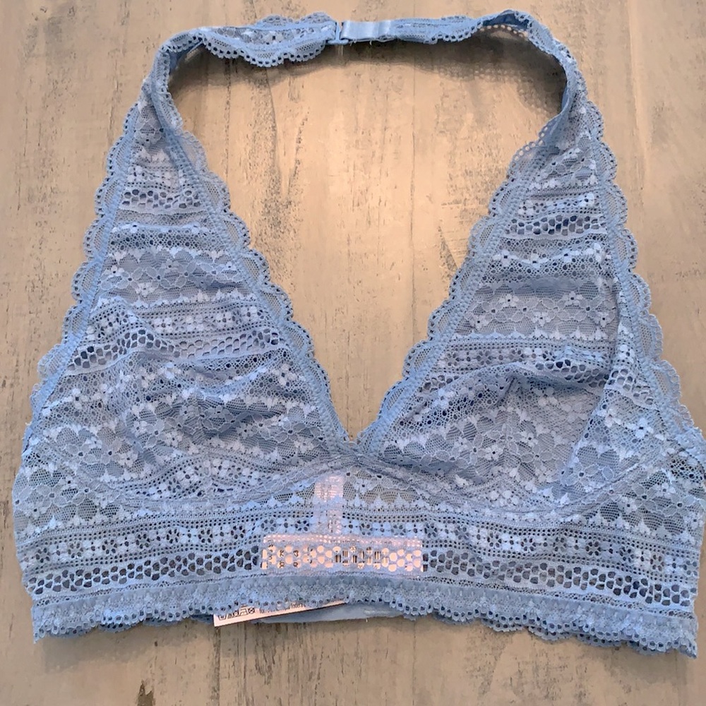 Victoria’s Secret Blue Lace Halter Bralette - Picture 6 of 8